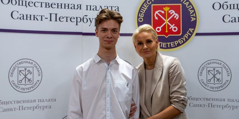Фоторепортаж — Круглый стол «Летний оздоровительный сезон, городские и загородные лагеря, вожатые и воспитатели, формирующие новое поколение и его мировоззрение, ответственность и опыт»